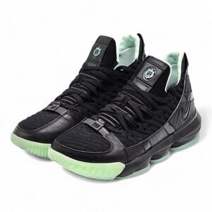 Nike LeBron 16 Glow CD2451-001 Men’s Basketball Sneakers US 11 NWOB